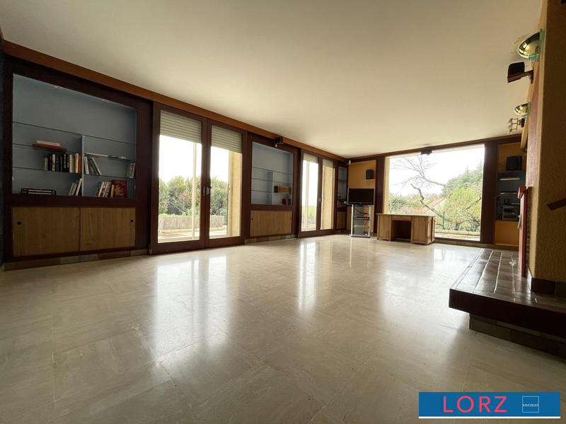 Maison - 174 m² - 7 pièces