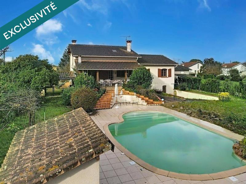 Maison - 166 m² - 7 pièces