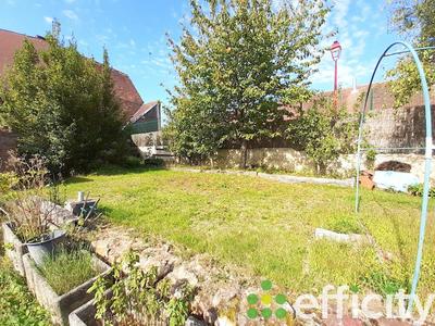 Maison - 170 m² - 8 pièces