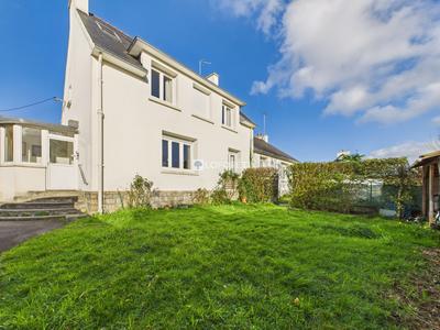 Maison - 145 m² - 7 pièces