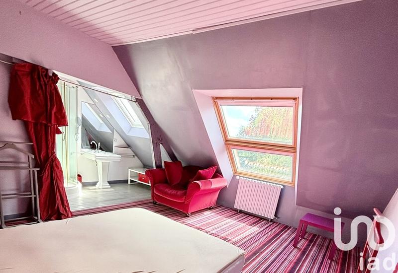 Maison - 260 m² - 7 pièces