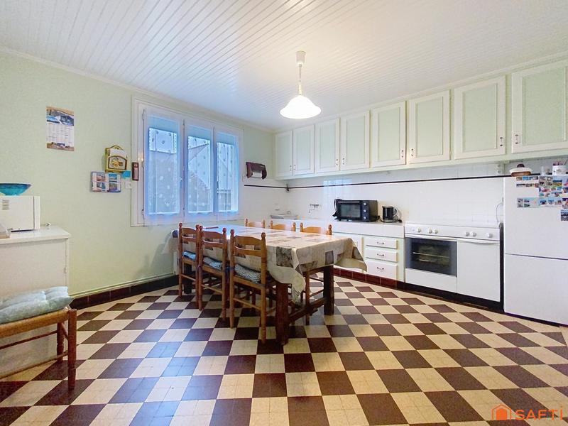 Maison - 98 m² - 5 pièces