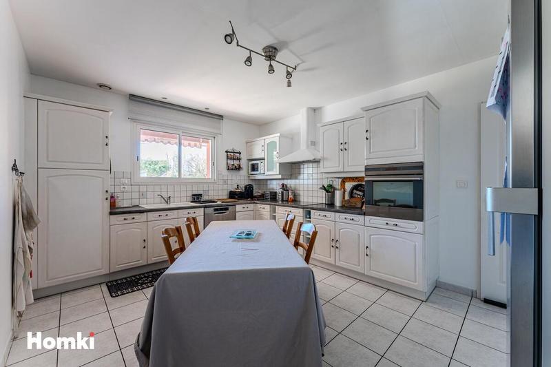 Propriété - 138 m² - 5 pièces