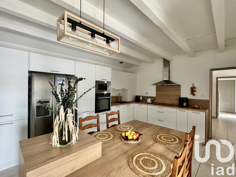 Maison - 227 m² - 10 pièces