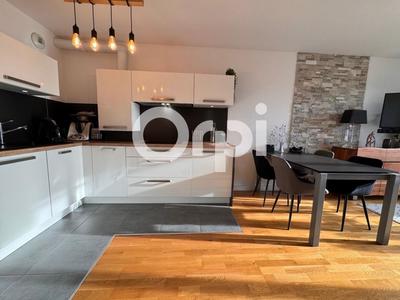 Penthouse - 72 m² - 4 pièces