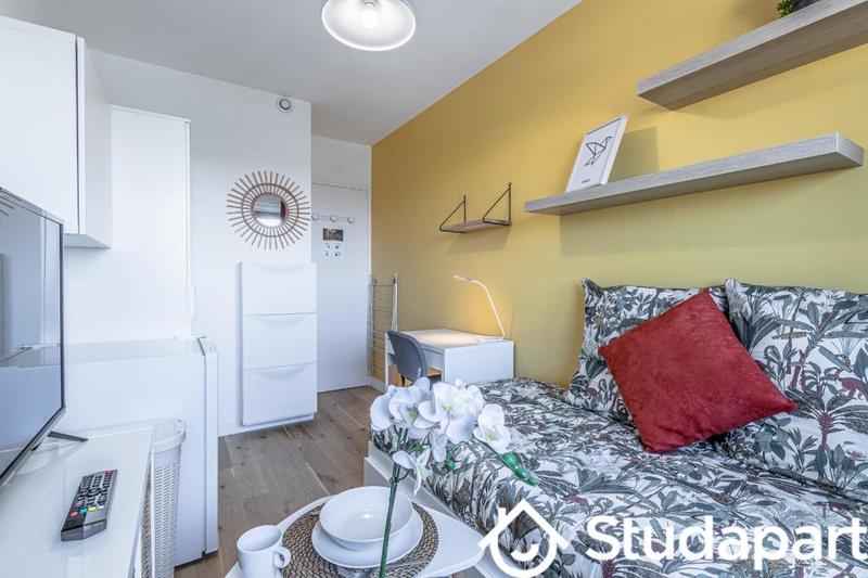 Chambre - 10 m² - 1 pièce