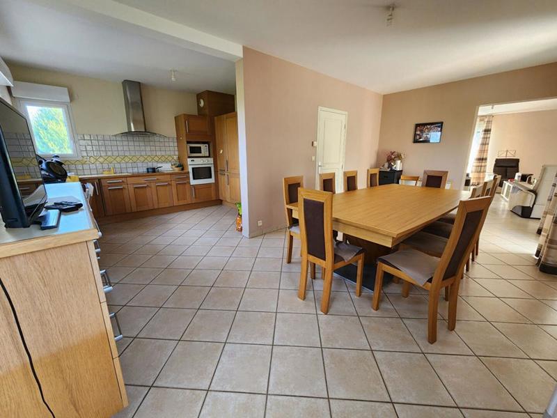 Maison - 190 m² - 9 pièces