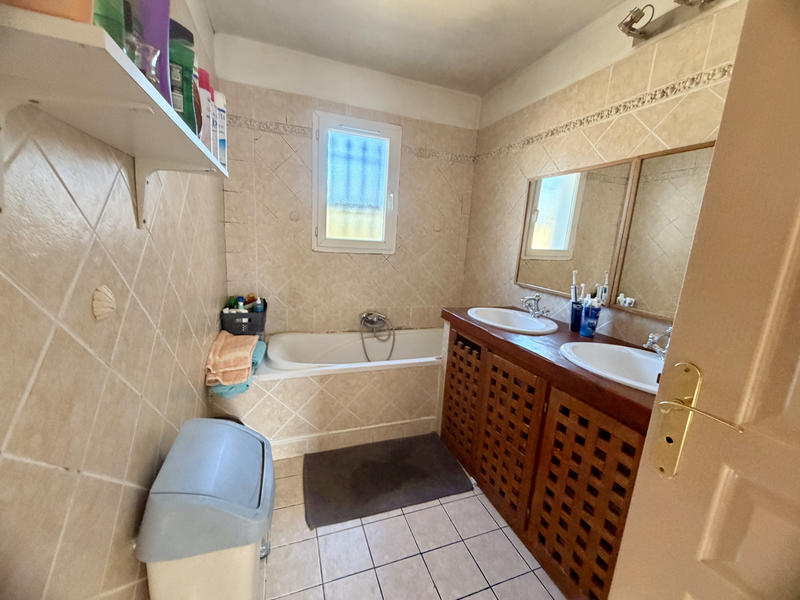 Appartement - 92 m² - 4 pièces