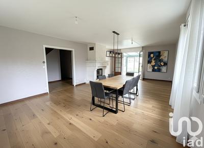 Maison de maîtres - 180 m² - 7 pièces