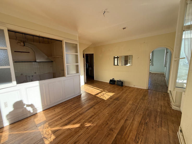 Immeuble - 220 m² - 15 pièces