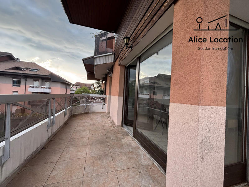 Appartement - 64 m² - 3 pièces