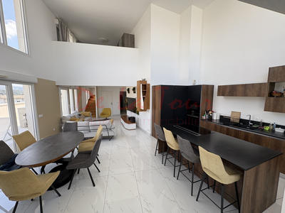 Duplex - 100 m² - 4 pièces