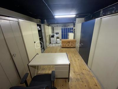 Bureau - 104 m² - 1 pièce