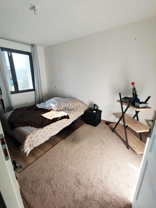 Maison - 200 m² - 4 pièces