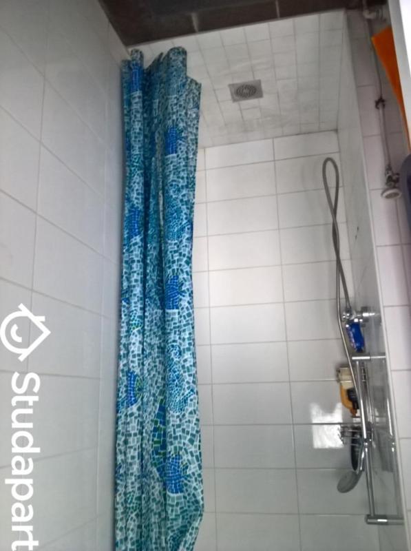 Chambre - 15 m² - 1 pièce