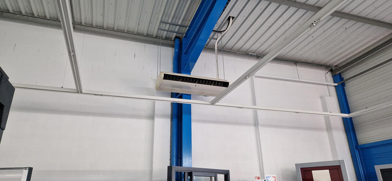 Local commercial - 309 m² - 1 pièce