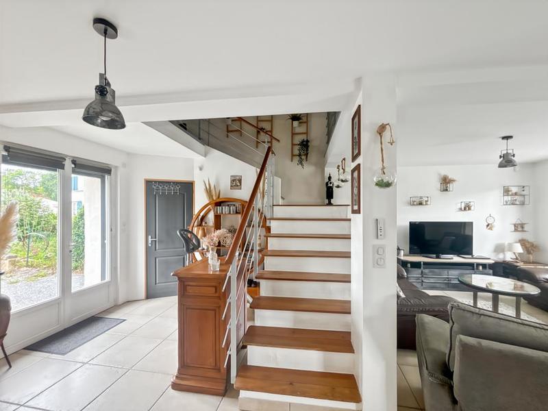 Maison - 192 m² - 6 pièces