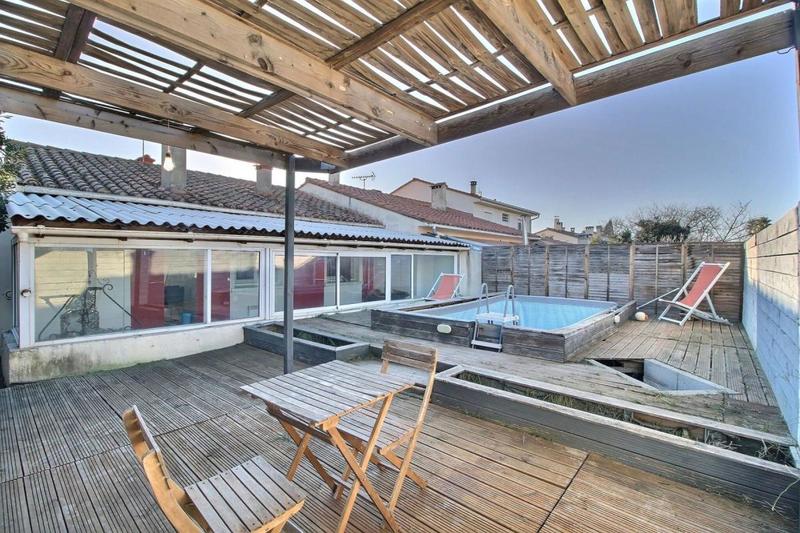 Maison - 100 m² - 3 pièces