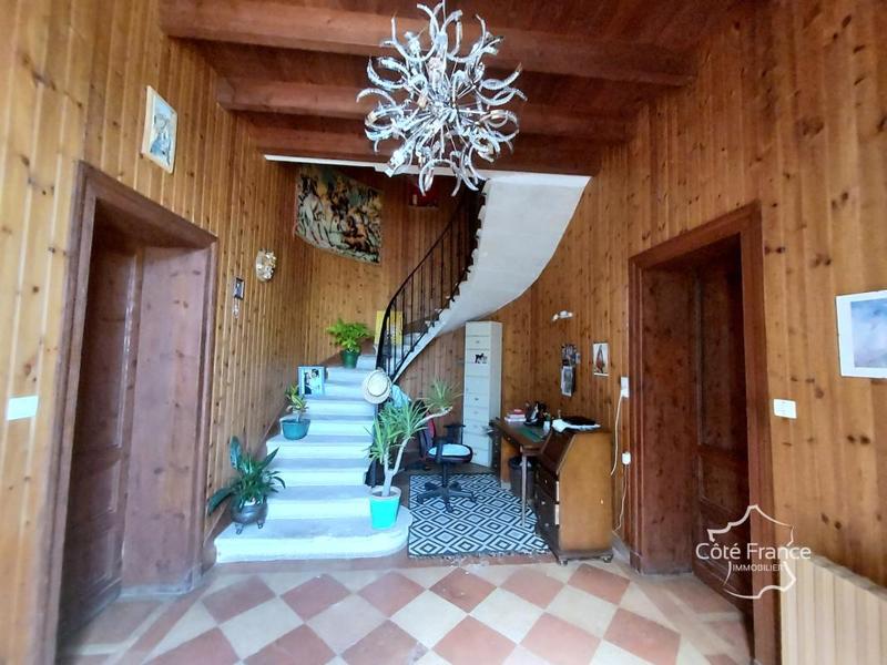 Maison de maîtres - 217 m² - 6 pièces