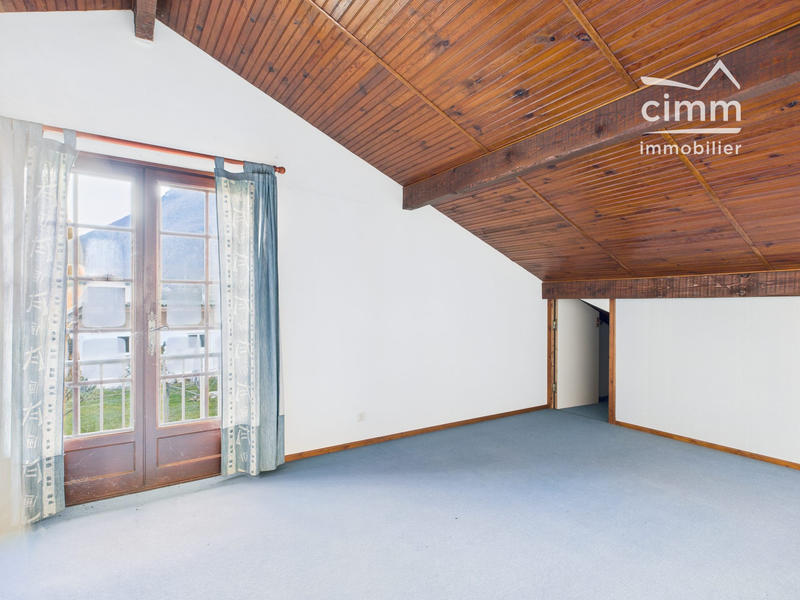 Maison - 174 m² - 6 pièces