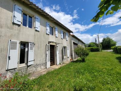 Maison en pierre - 129 m² - 3 pièces