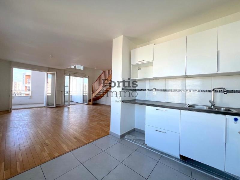 Duplex - 92 m² - 4 pièces