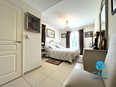 Villa - 168 m² - 5 pièces