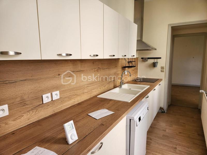 Maison ancienne - 190 m² - 8 pièces