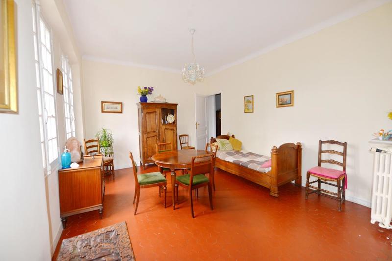 Maison - 211 m² - 6 pièces