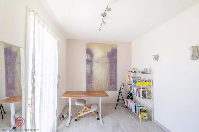 Maison - 258 m² - 9 pièces