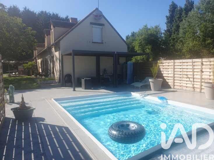 Maison - 186 m² - 7 pièces