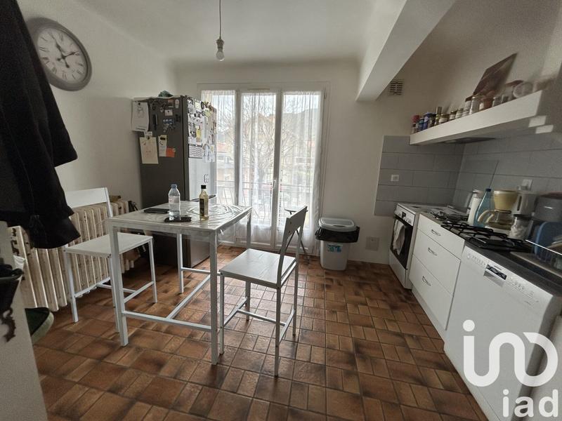Appartement - 81 m² - 5 pièces