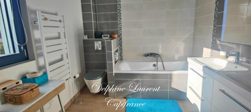 Maison - 135 m² - 6 pièces