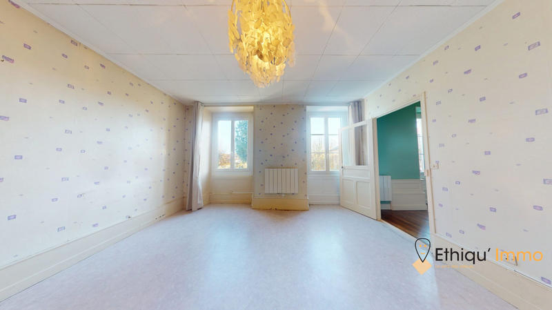 Appartement - 90 m² - 4 pièces