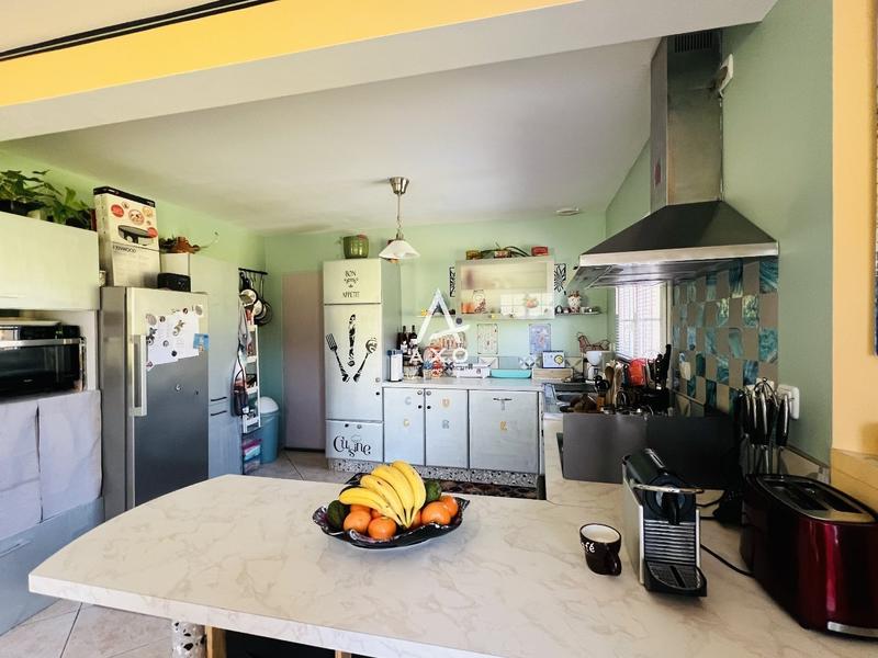 Maison - 120 m² - 8 pièces