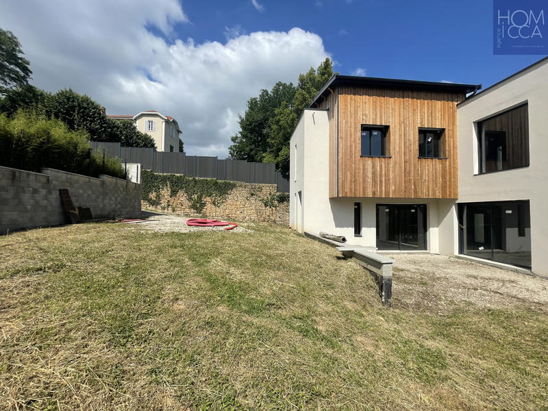 Maison - 150 m² - 5 pièces