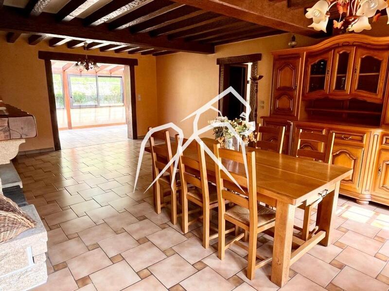 Maison ancienne - 167 m² - 6 pièces