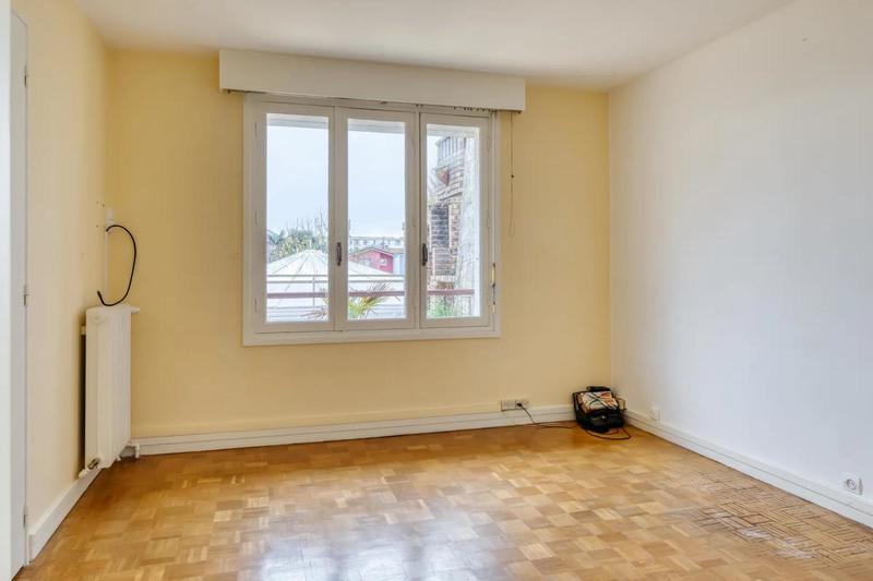 Maison - 215 m² - 9 pièces