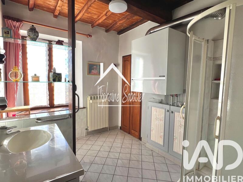 Maison - 190 m² - 7 pièces