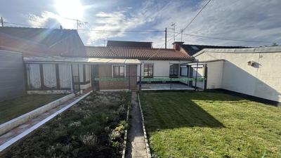 Maison - 60 m² - 4 pièces