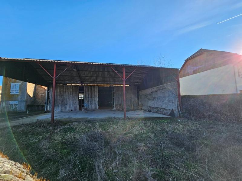 Maison - 180 m² - 1 pièce