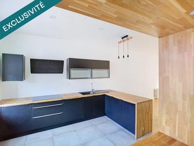 Maison - 297 m² - 14 pièces