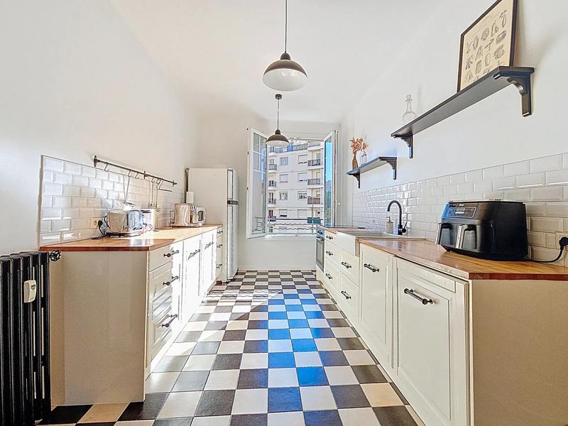 Appartement - 133 m² - 4 pièces