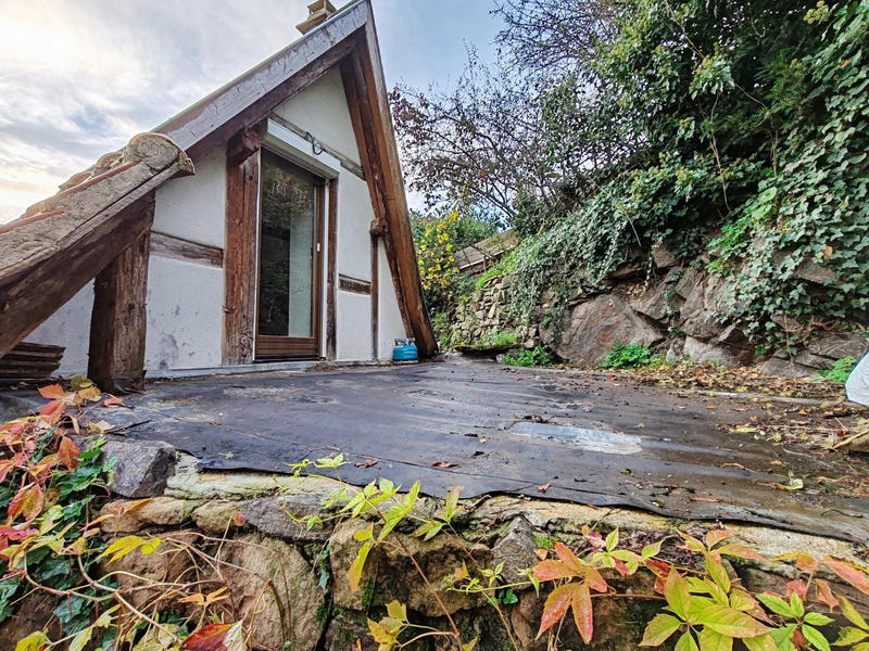 Maison traditionnelle - 258 m² - 7 pièces