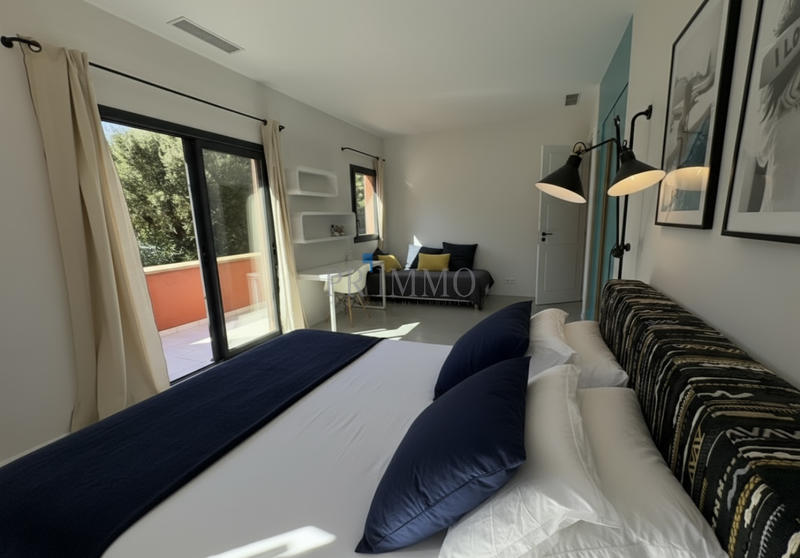 Villa - 180 m² - 7 pièces