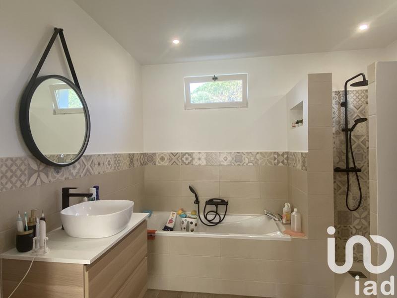 Maison - 121 m² - 4 pièces