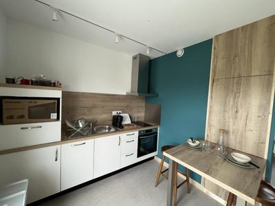 Studio - 25 m² - 1 pièce