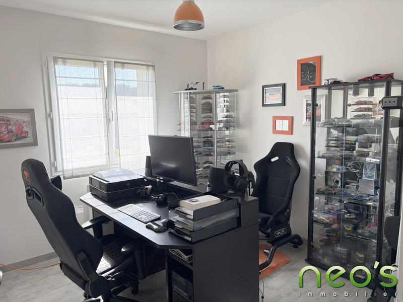 Maison - 141 m² - 7 pièces