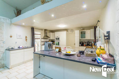 Propriété - 200 m² - 7 pièces