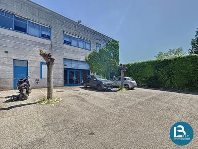 Bureau - 252 m² - 12 pièces